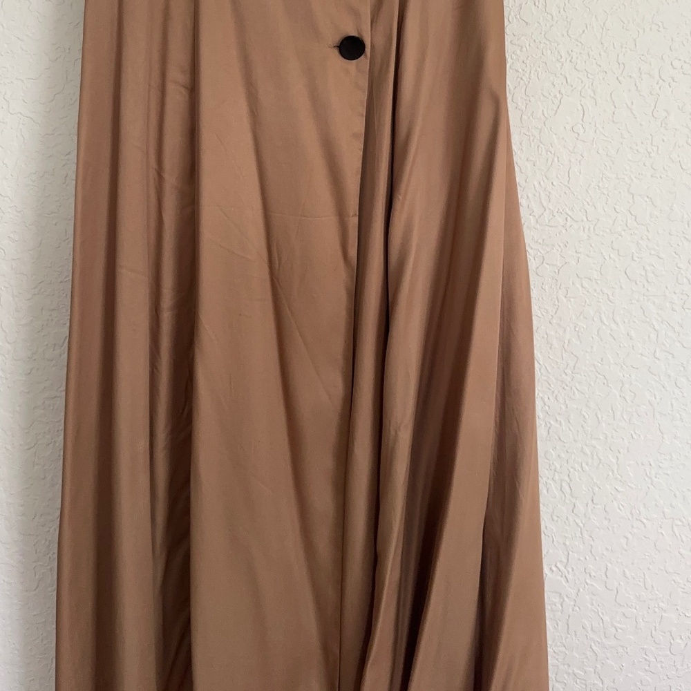 Dress - Picture 4 of 10
